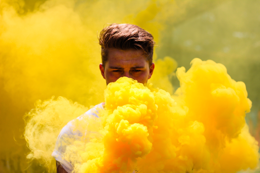 colore-giallo.png